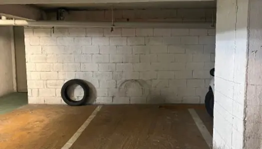 Parking - Garage Vente Paris 14e Arrondissement  8m² 40000€