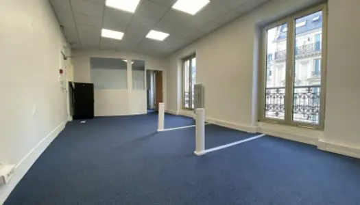 Bureau 189 m² 