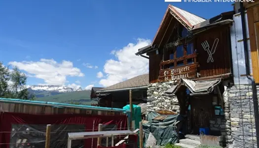 Projet de rénovation. Chalet/Restaurant avec vue sur la télécabine de Vallandry, Les Arcs. 