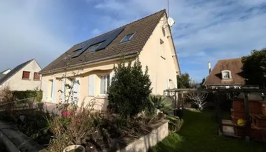 Maison familiale à seulement 600m de la mer