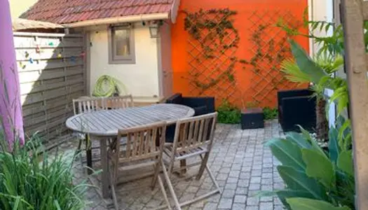 Maison de ville avec jardin à 5 min à pied de la gare de Nantes 