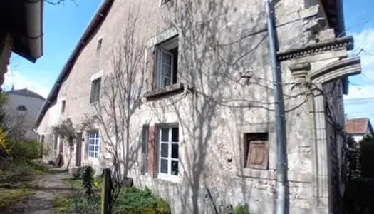 Maison 10 pièces 243m²