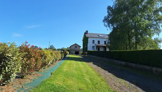 Corp De Ferme Avec Dépendances 