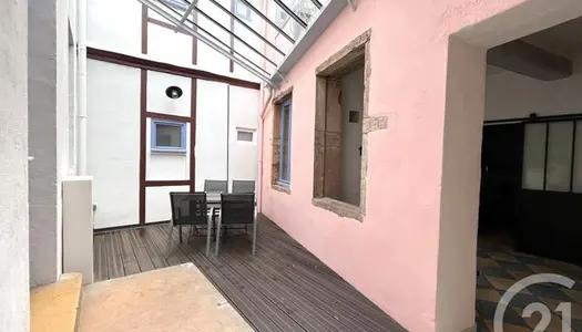 Appartement 7 pièces 299 m² 