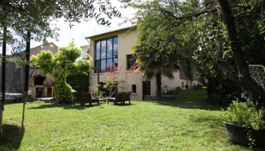 Maison 7 pièces 231 m²