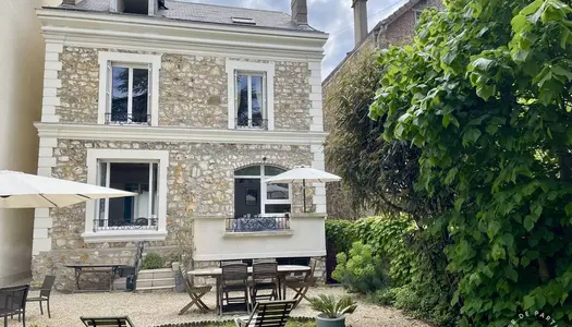 Maison 6 pièces 180 m² 