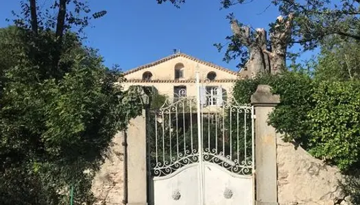 Maison de Maître, 2 gites et dépendances, 9ha MONT