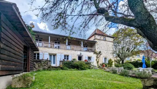 Maison de campagne avec charme et confort 