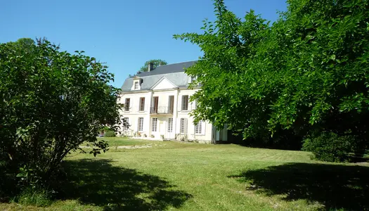 Dpt Charente (16), à vendre COGNAC propriété de 30hectares, chateaux 450m², maison 170m², ferme 