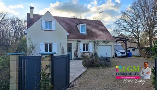 La Ferté-Saint-Aubin, Maison 5 pièces de 107 M2 sur un terrain arboré de 1744m2