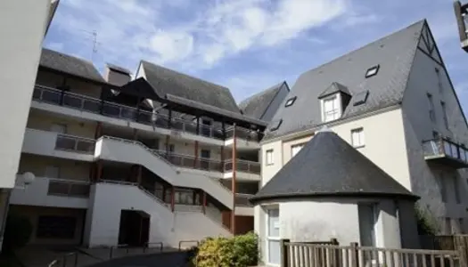 Votre agence France Loire Aubigny S/Nère vous propose cet appartement à la location sur la commune 