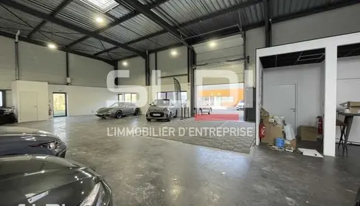 Local commercial 356 m²