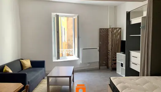 Studio 1 pièce 26 m² 