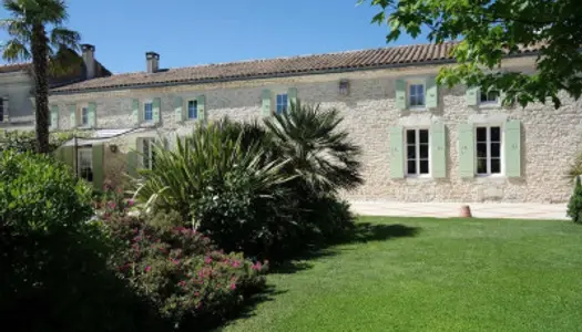 Maison 6 pièces 258 m² 