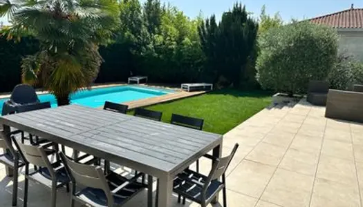 Vends maison plain-pied avec garage et piscine Le Bouscat - 4 chambres, 209m² 
