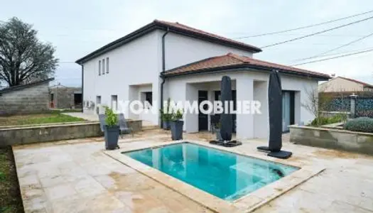 Villa 7 pièces 190 m²