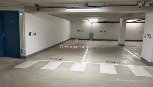 Parking/box 50 m² vincennes 