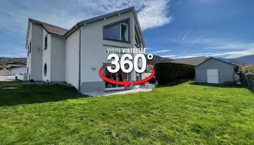 Maison 8 pièces 238 m²