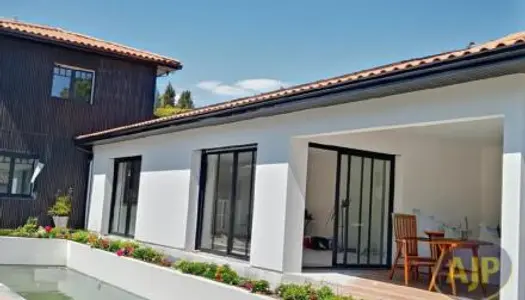 Maison 6 pièces 173 m² 