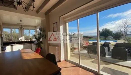 Maison 8 pièces 290 m²