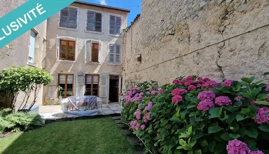 Maison 5 pièces 163 m² 