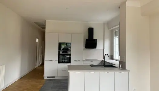 Dpt Hautes Pyrénées (65), à vendre LOURDES appartement T3 de 74 m² 