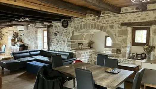 Maison en pierre de 5 pièces principales