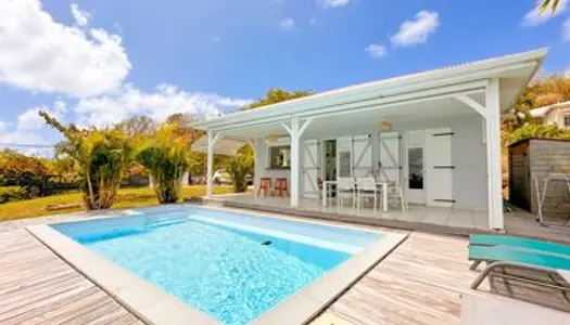 Villa neuve T3 avec piscine Le Marin