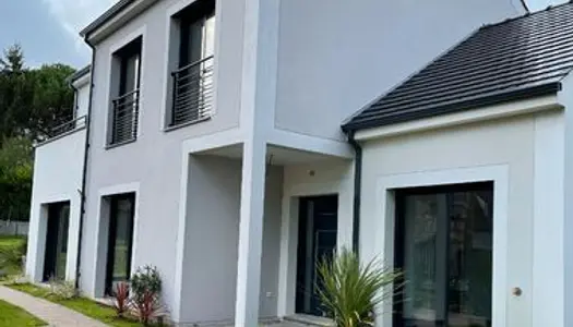 Maison 7 pièces 190 m²