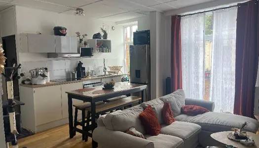 Appartement une chambre lumineux libre de suite