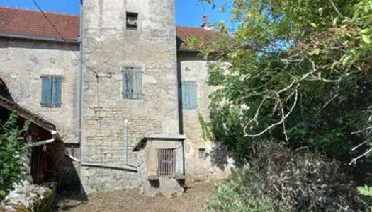 Petit domaine de caractère dans le département de l'Aveyron 