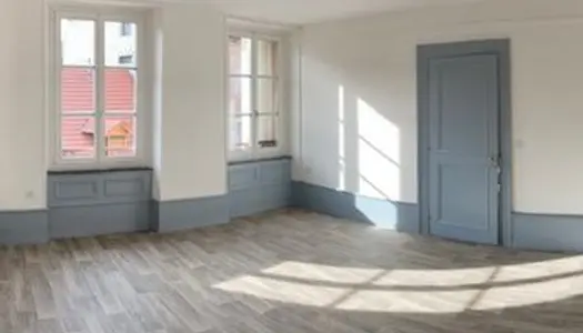 Très bel appartement T4 au deuxième étage