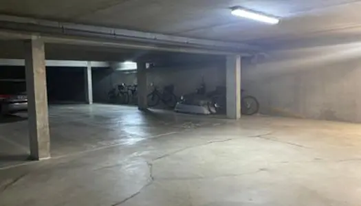 Place de parking située à Ferney-Voltaire - Parking souterrain sécurisé 