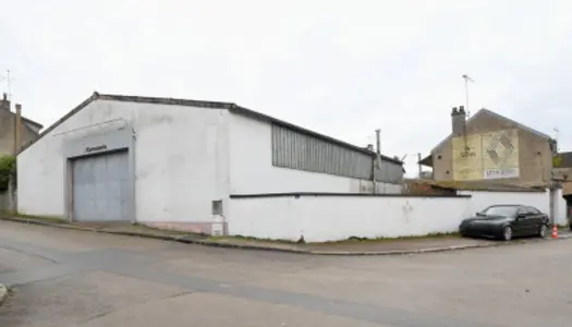 Local commercial 405 m²