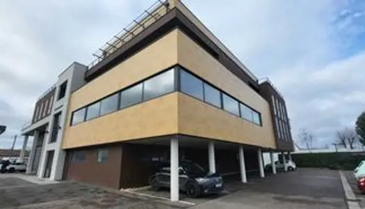 Bureaux - A LOUER - 1 379 m² divisibles à partir de 30 m² 