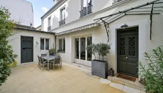 Maison 8 pièces 190 m²