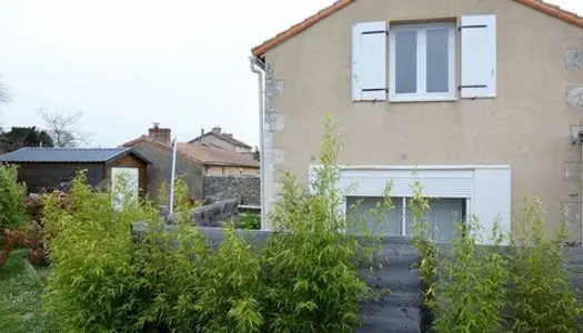 Maison - 118m² - Chasseneuil-du-Poitou
