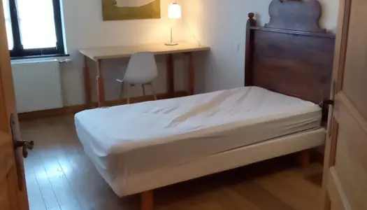 très jolie chambre tout confort 