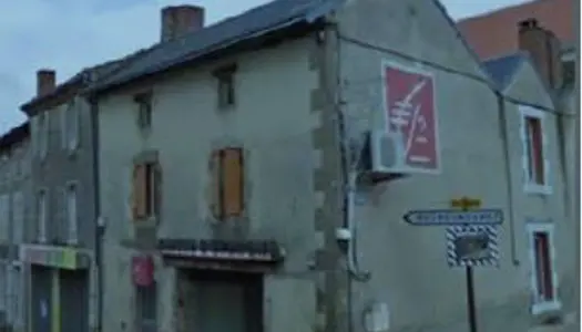 Location Local commercial 30 m² à Oradour-sur-Vayres 209 € CC /mois