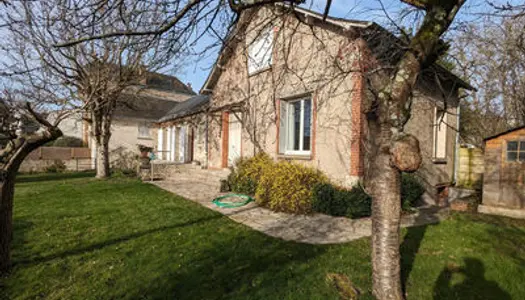 Belle maison ancienne Tours Tranchée à prox. St Cyr/Loire 