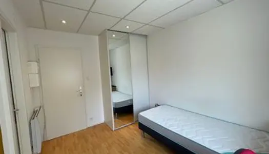 Appartement 1 pièce 14 m² 