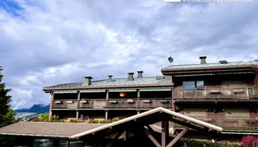 Studio de. À VENDRE à Combloux, près de Megève. Au c?ur du village, avec un grand balcon et 