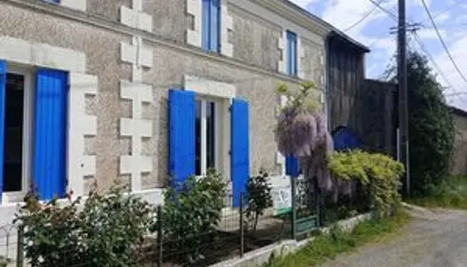 50 km Bordeaux par A10 grande maison avec jardin