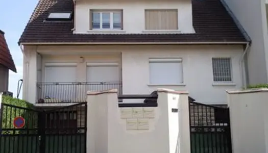 F2 duplex avec box à vendre