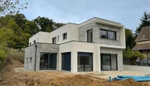 Maison 8 pièces 120 m²