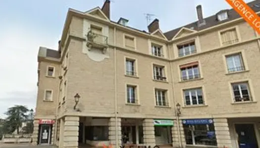 Immobilier professionnel Location Mantes-la-Jolie  100m² 1550€