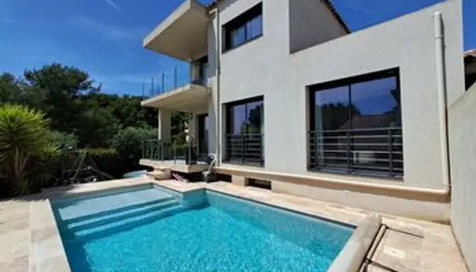 Villa contemporaine - la garde - 6 pièces - 160m² 