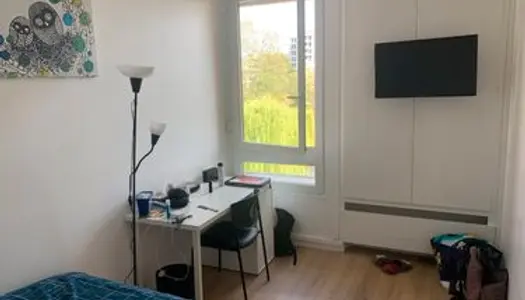 Chambre en colocation à Elancourt 