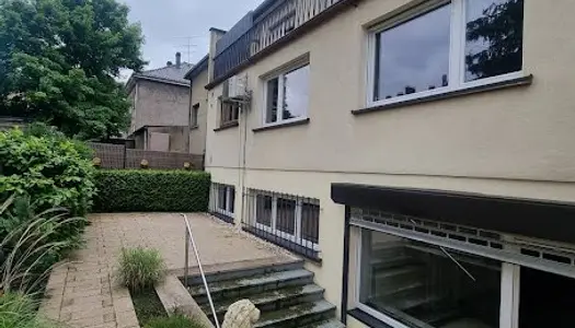 Maison 10 pièces 250 m² 