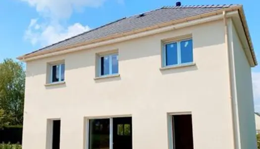 Maison neuve plus terrain de 470 m² à 20 minutes de Reims 
